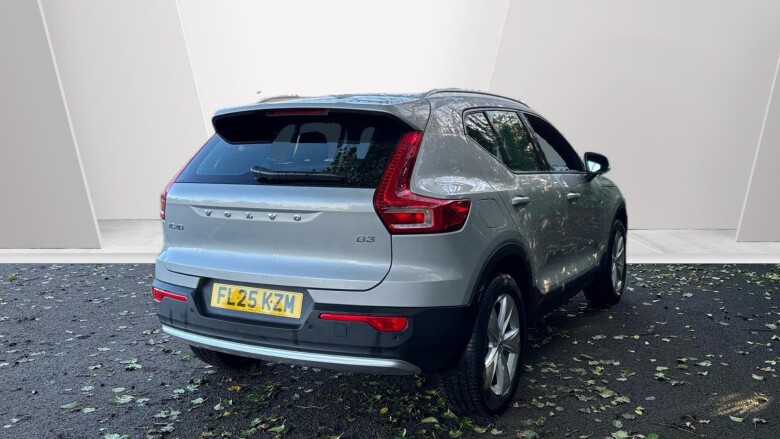 Volvo XC40 2.0 B3P Core 5dr Auto Petrol Estate